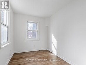 142 Silverthorn Ave in Toronto, ON - Building Photo - Building Photo
