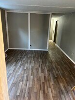 3700 Market St in Pensacola, FL - Building Photo