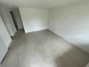 5315 Avery Rd in New Port Richey, FL - Building Photo - Building Photo