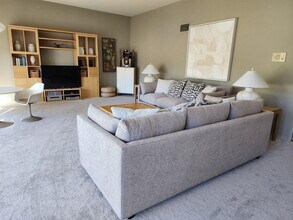 38941 Kilimanjaro Dr in Palm Desert, CA - Building Photo - Building Photo