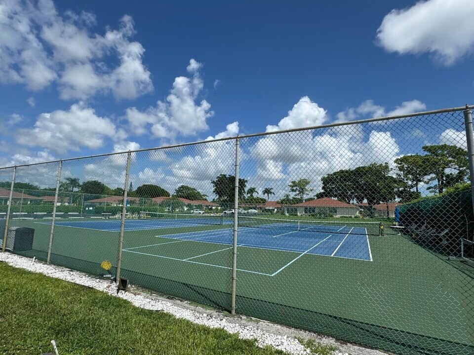 4675 NW 3rd Ct in Delray Beach, FL - Building Photo