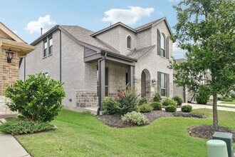 1329 Stoneleigh Pl in Krugerville, TX - Building Photo - Building Photo