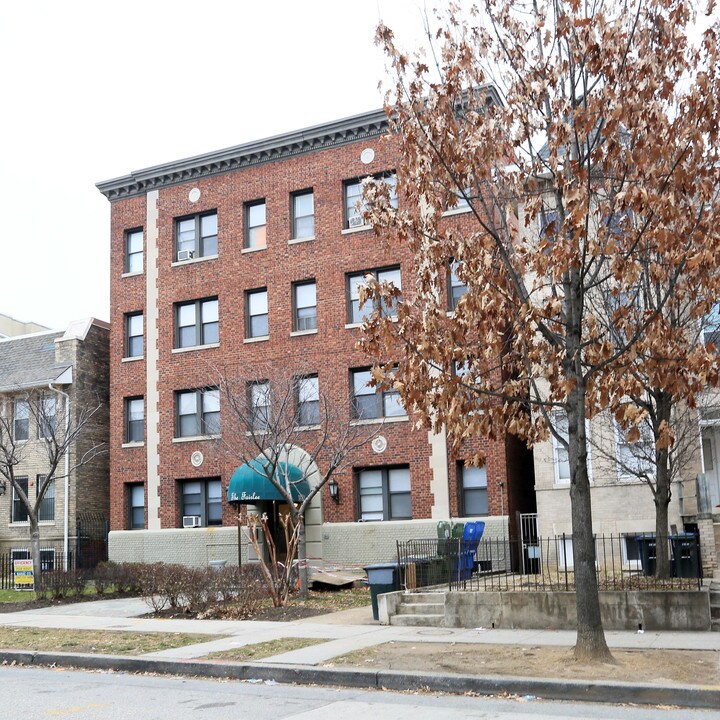 The Fairlee in Washington, DC - Building Photo