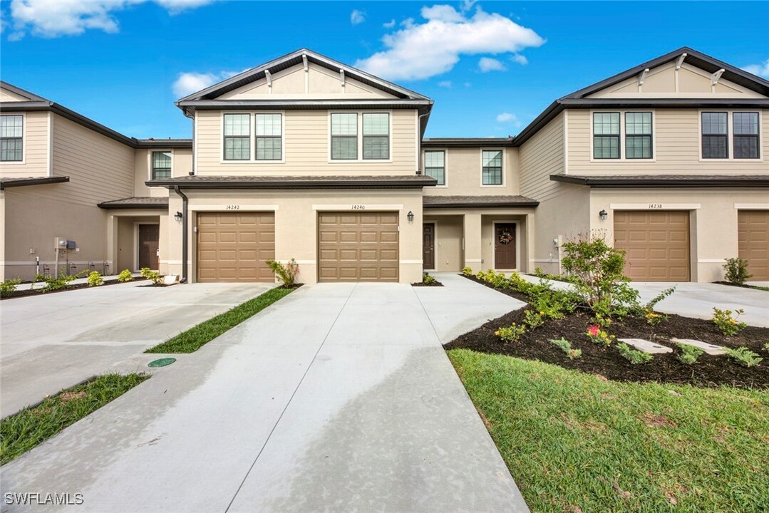 14240 Oviedo Pl in Ft. Myers, FL - Building Photo