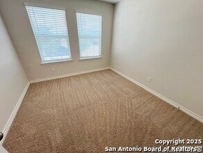 6519 Hoffman Pln in San Antonio, TX - Building Photo - Building Photo