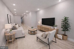 650 N 36th St in Philadelphia, PA - Building Photo