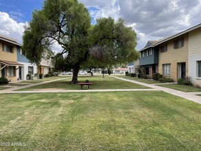 1534 West Campbell Ave in Phoenix, AZ - Building Photo - Building Photo