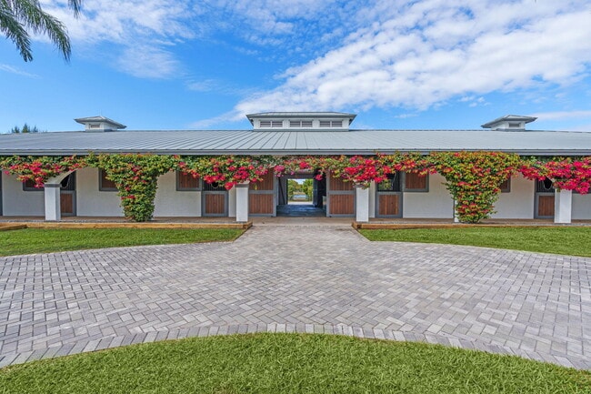 13155 Southfields Rd in Wellington, FL - Building Photo - Building Photo