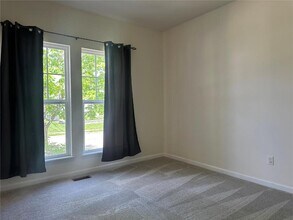 208 Madison Park Dr in St. Peters, MO - Building Photo - Building Photo