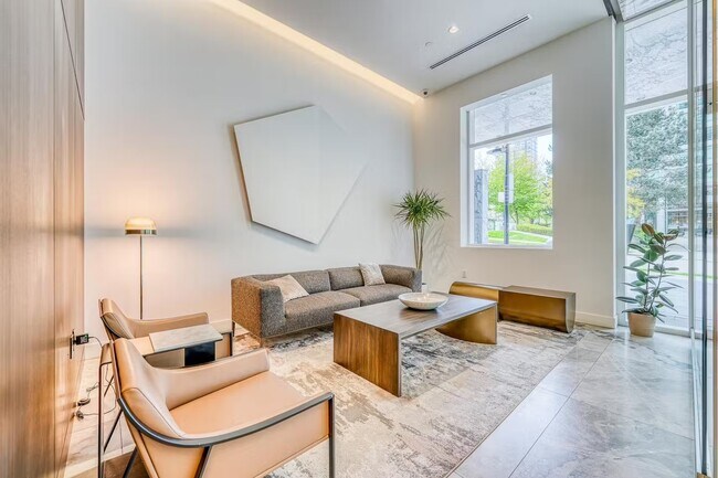 620 Cardero St in Vancouver, BC - Building Photo - Building Photo