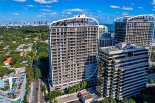 2678 Tigertail Ave in Miami, FL - Building Photo