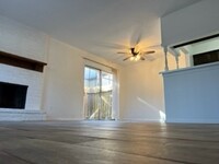 Pinewood Townhomes in Conroe, TX - Building Photo - Building Photo