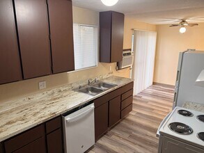 607 Benham St-Unit -609 in Richland, WA - Building Photo - Building Photo