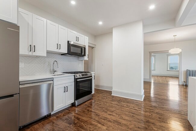 property at 41 Westmoreland St