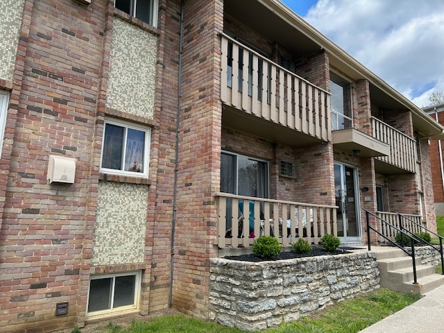 property at 884 Mohawk Trail