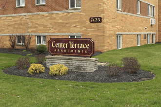 Center Terrace Apartments in Mentor, OH - Building Photo - Building Photo