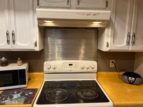 1820 Jack Nicklaus Dr in El Paso, TX - Building Photo - Building Photo