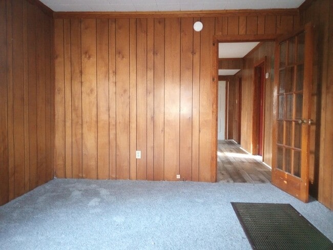 106 Price St in Laurens, SC - Building Photo - Building Photo