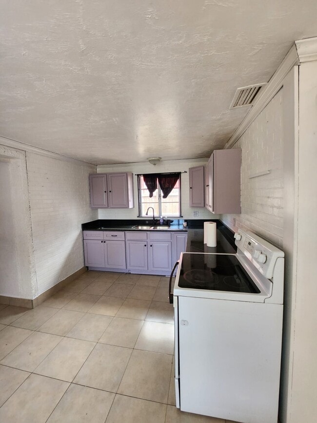 4730 68th Ln N in St. Petersburg, FL - Building Photo - Building Photo