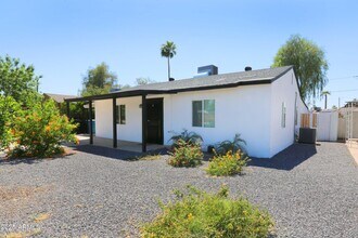 3822 N 11th Ave in Phoenix, AZ - Building Photo - Building Photo