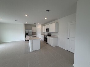 2482 Hallow Gdn Rd in Eustis, FL - Building Photo - Building Photo