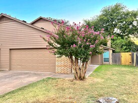 6738 S 78th E Ave in Tulsa, OK - Building Photo