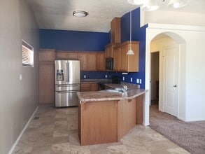 615 Mirabel St in Farmington, NM - Building Photo - Building Photo