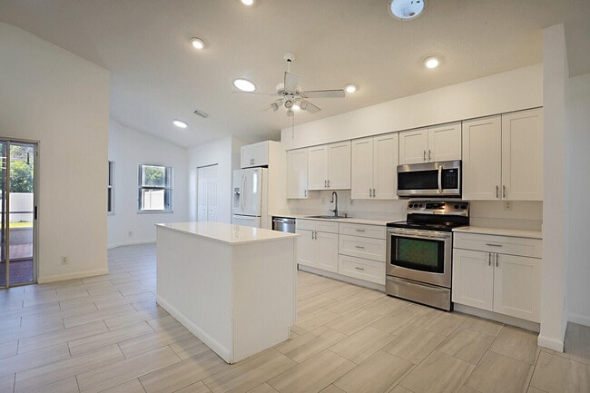 7818 Stirling Bridge Blvd S in Delray Beach, FL - Building Photo - Building Photo