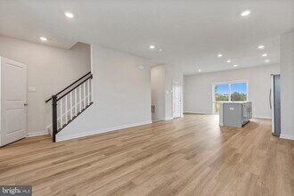 16628 Green Glade Dr in Brandywine, MD - Building Photo - Building Photo