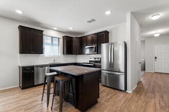 192 Green Egret Wy in Leander, TX - Building Photo - Building Photo