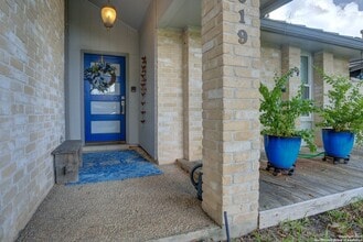 6019 Royal Breeze, Unit 9 in San Antonio, TX - Building Photo - Building Photo