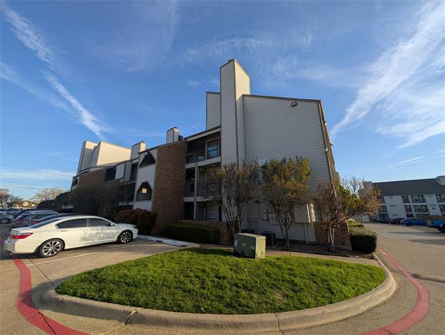 property at 6108 Abrams Rd