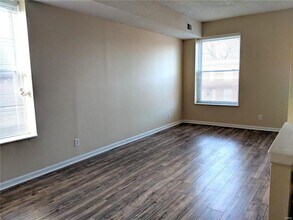 4376 Gibson Ave-Unit -4378 Gibson - 2nd Floor in St. Louis, MO - Building Photo - Building Photo