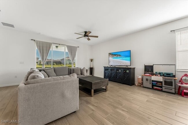 property at 2581 Kona Wy