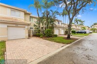 17123 NW 23rd St in Pembroke Pines, FL - Foto de edificio - Building Photo