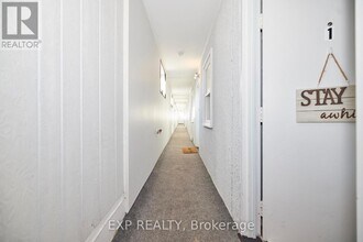 4675 Queen St in Niagara Falls, ON - Foto de edificio - Building Photo