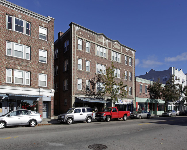 924-926 Main St in Worcester, MA - Foto de edificio - Building Photo