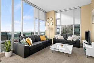 218-217 17 Ave SE in Calgary, AB - Building Photo