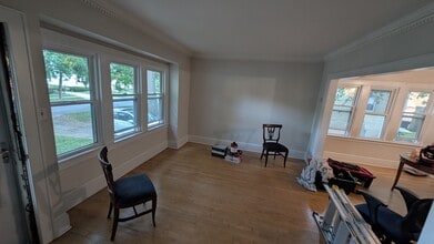 569 N 65th St, Unit Lower in Wauwatosa, WI - Building Photo - Building Photo