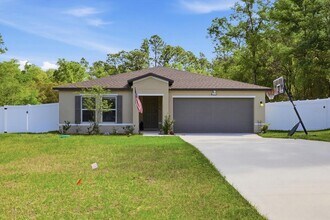 8361 N Elkcam Blvd in Citrus Springs, FL - Building Photo - Building Photo