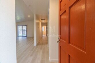 6072 Carolina Cir in Stockton, CA - Building Photo - Building Photo