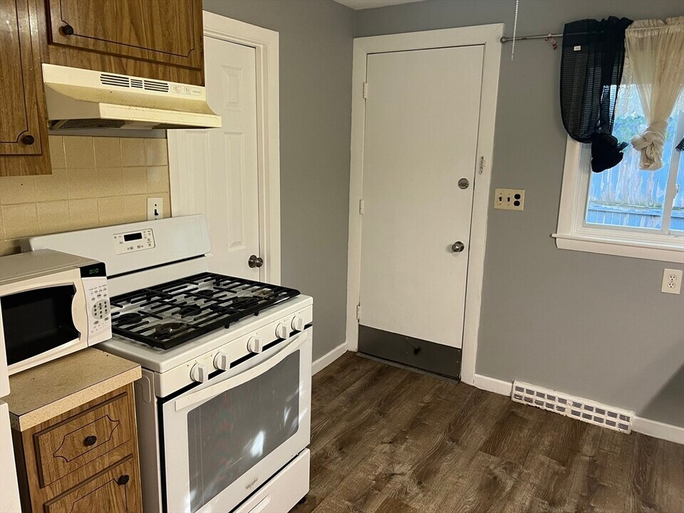 55-57 Union St in Everett, MA - Building Photo