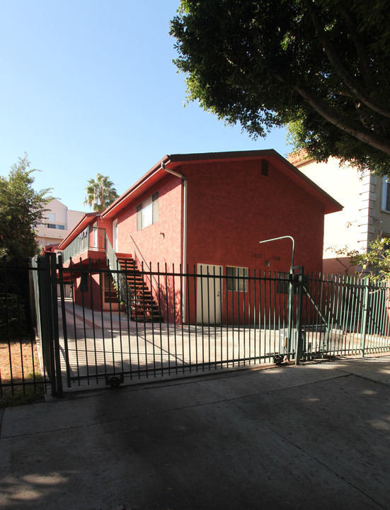 1237-1239 N Cherokee Ave in Los Angeles, CA - Foto de edificio