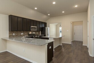 17811 Wooded Bend Path in Atascocita, TX - Building Photo - Building Photo