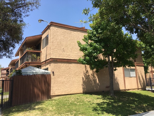 9215 Glendon Way in Rosemead, CA - Building Photo - Building Photo