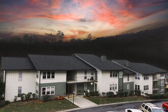 Arcadia Creekside in Chattanooga, TN - Building Photo - Building Photo