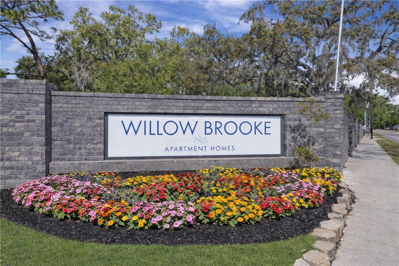 Willow Brooke Apartments in Tampa, FL - Building Photo
