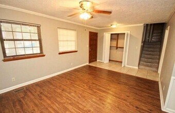 1124 Westbrooke Terrace in Norman, OK - Foto de edificio - Building Photo