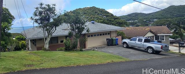 47-337 Iuiu St in Kaneohe, HI - Building Photo