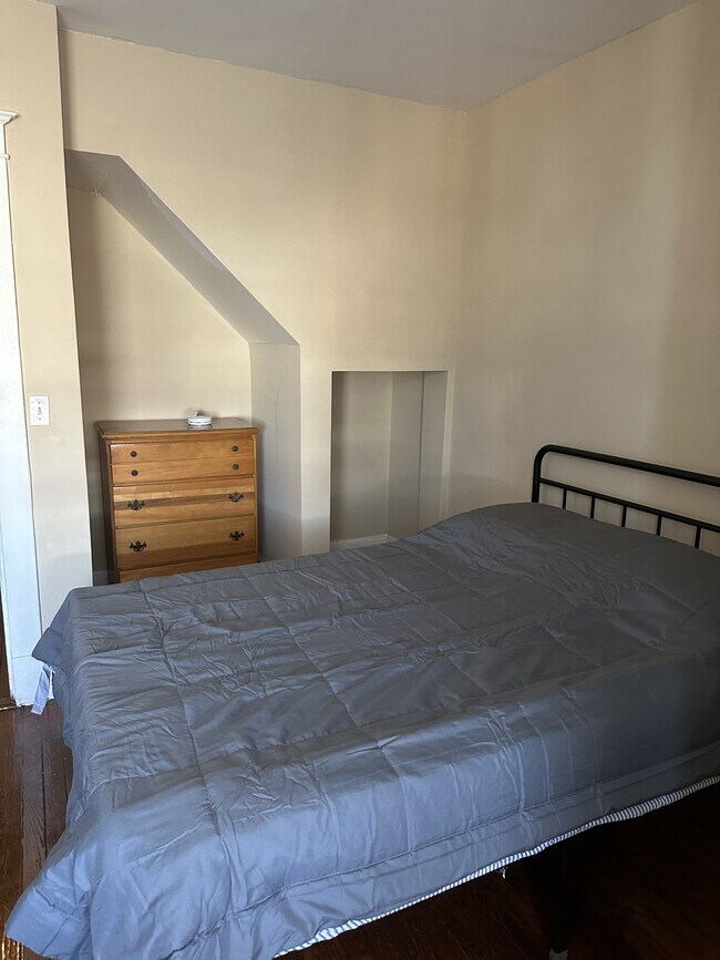 1810 Newton St NW in Washington, DC - Building Photo - Building Photo